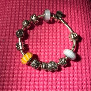 Pandora bracelet sz 7.5